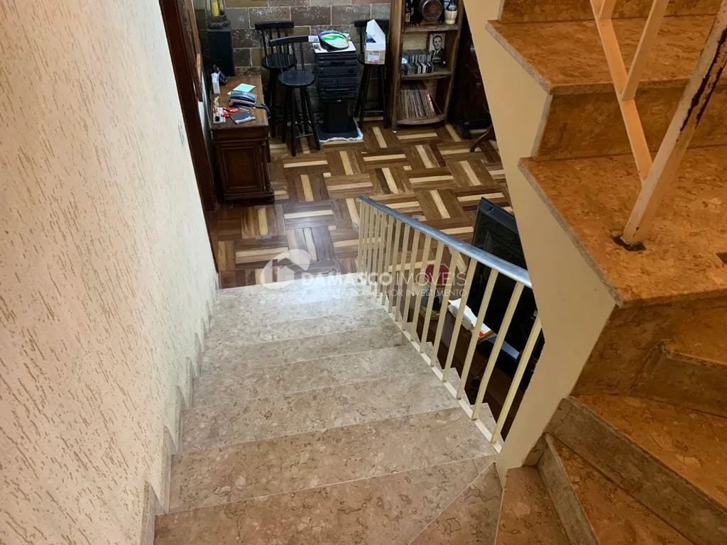 Sobrado à venda 5 Quartos, 3 Vagas, 400 m², Barcelona, São Caetano do Sul - SP