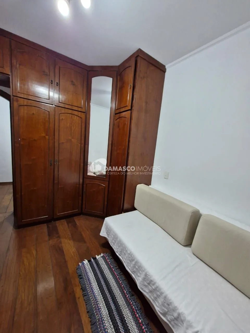 Sobrado à Venda no Barcelona, São Caetano do Sul | 3 Dormitórios | 1 Suíte | 3 Vagas