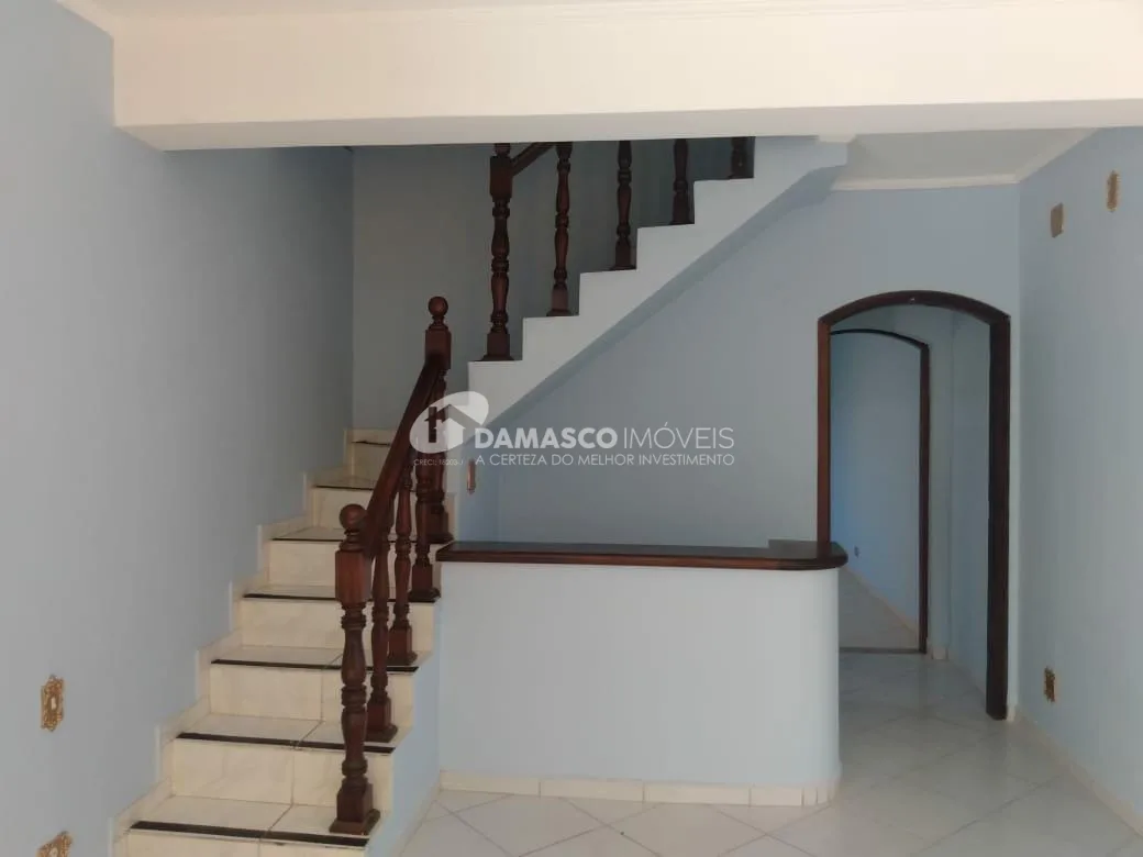Sobrado à venda 3 Quartos, 2 Vagas, 151M², Campestre, Santo André - SP