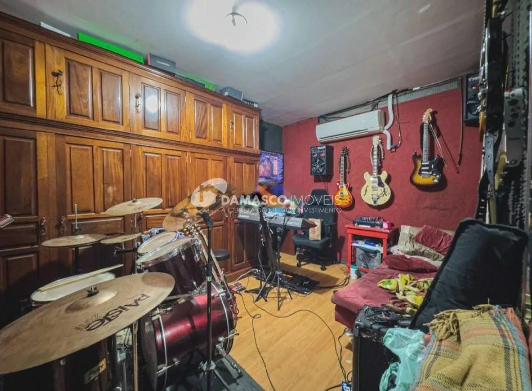 Sobrado à venda 2 Quartos, 2 Vagas, 156M², Barcelona, São Caetano do Sul - SP