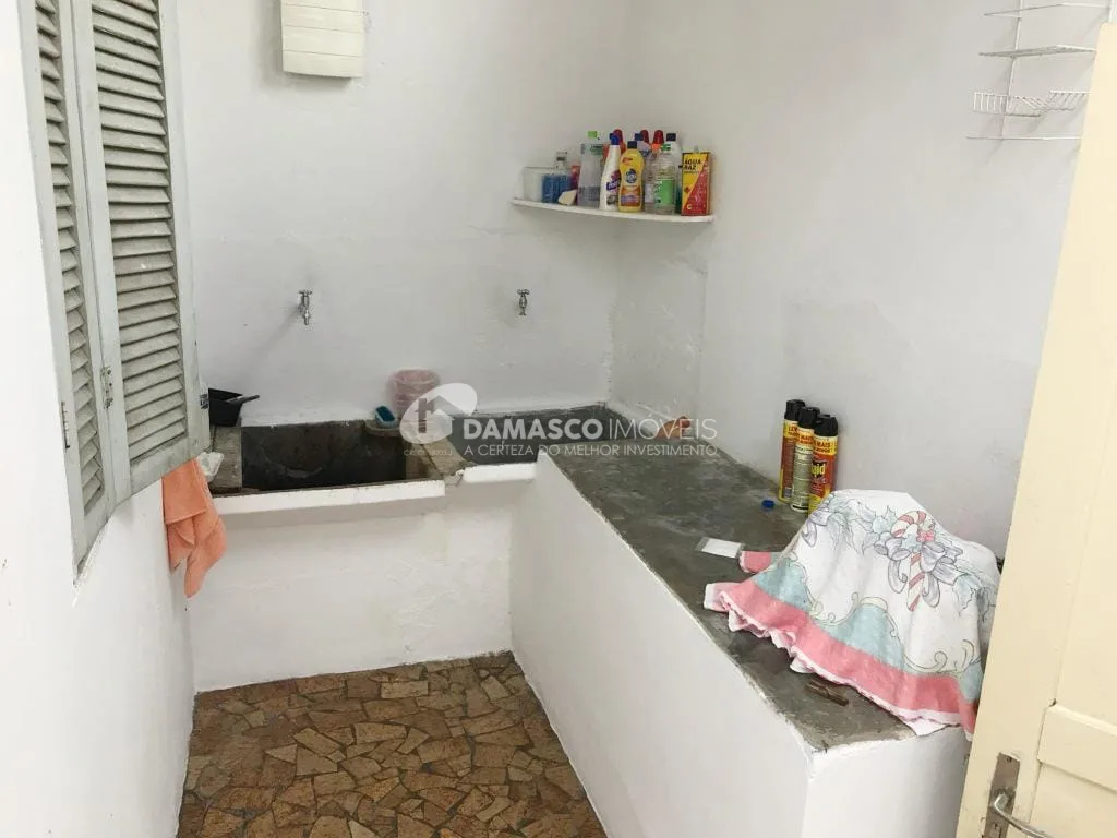 Casa à venda 2 Quartos, 10 Vagas, Santa Maria, Santo André - SP
