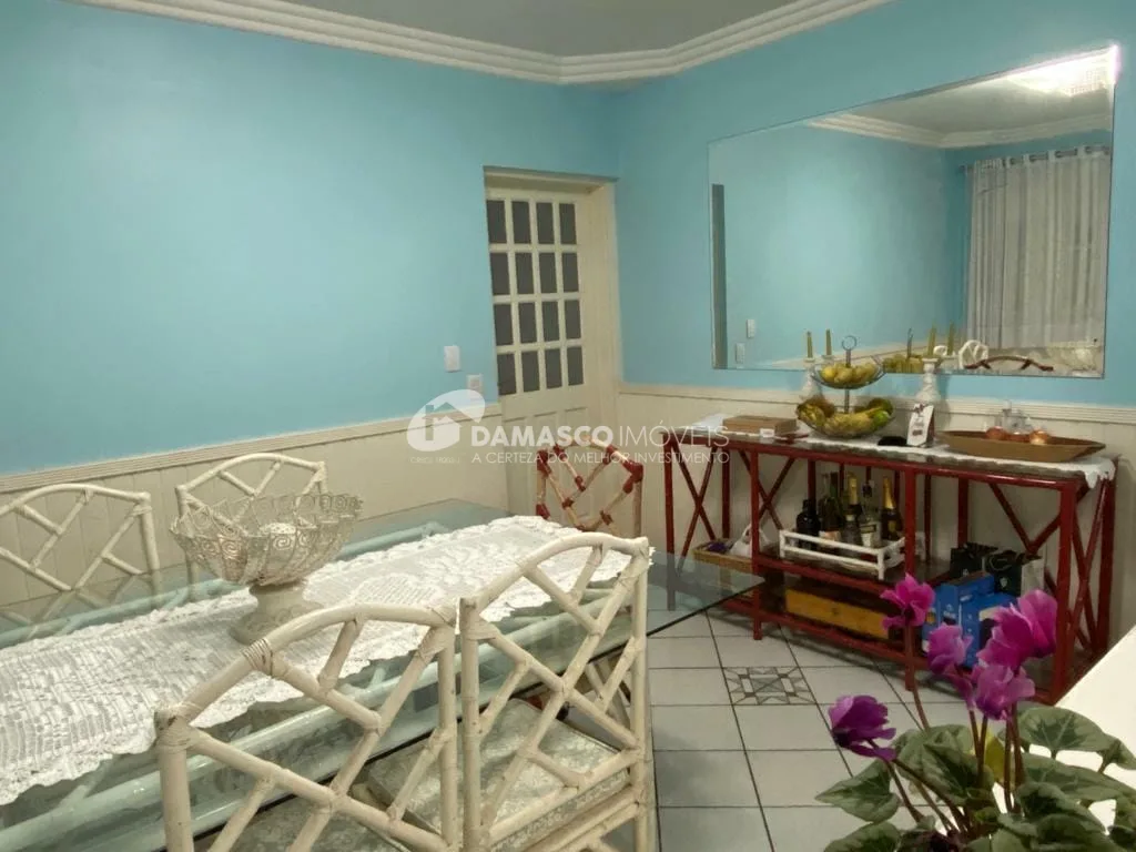 Sobrado à venda 3 Quartos, 1 Suite, 2 Vagas, 180M², Sítio da Figueira, São Paulo - SP