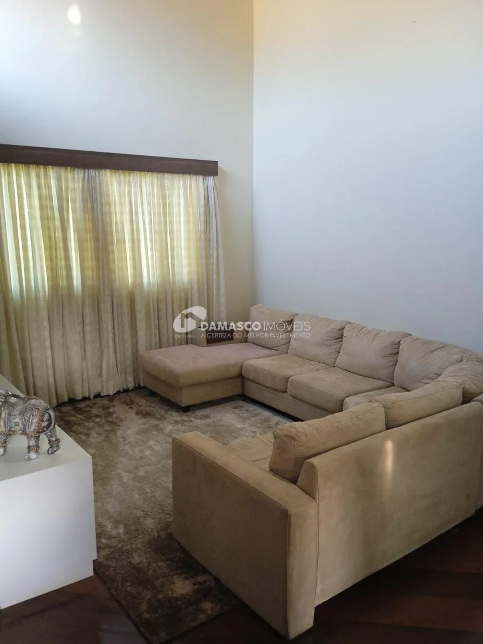 Casa à venda 3 Quartos, 3 Suites, 450M², Avenida Estrutural Leste, Ibiúna - SP