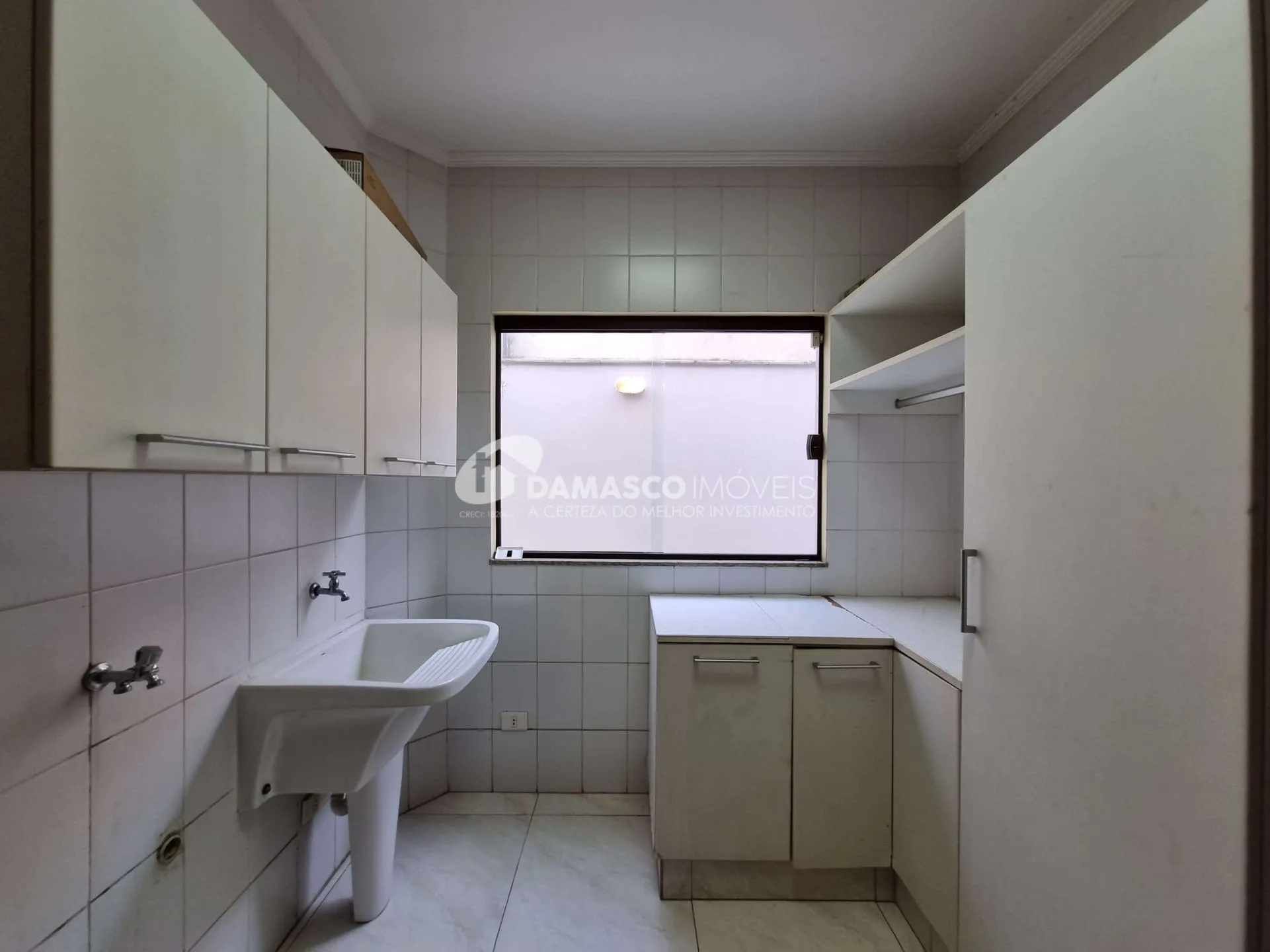 Sobrado à venda 3 Quartos, 3 Suites, 4 Vagas, 221M², Olímpico, São Caetano do Sul - SP