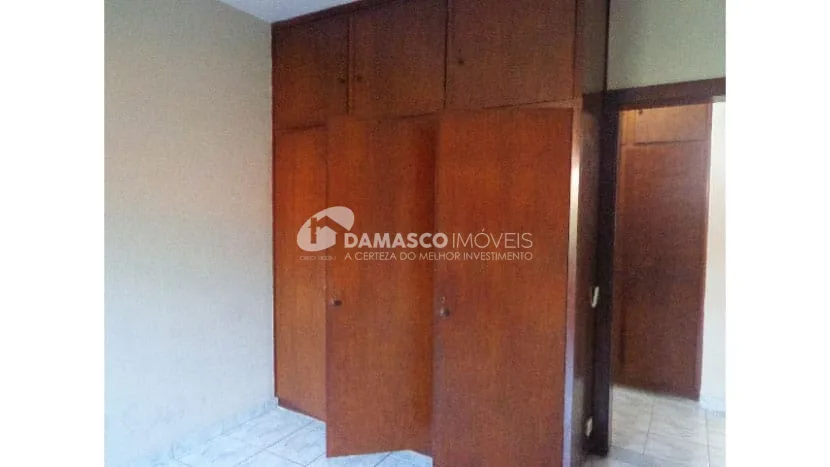 Sobrado à venda 3 Quartos, 1 Suite, 4 Vagas, Butantã, São Paulo - SP