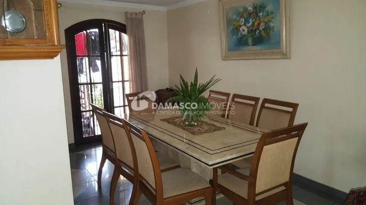 Sobrado à venda 3 Quartos, 3 Suites, 4 Vagas, 210M², Osvaldo Cruz, São Caetano do Sul - SP