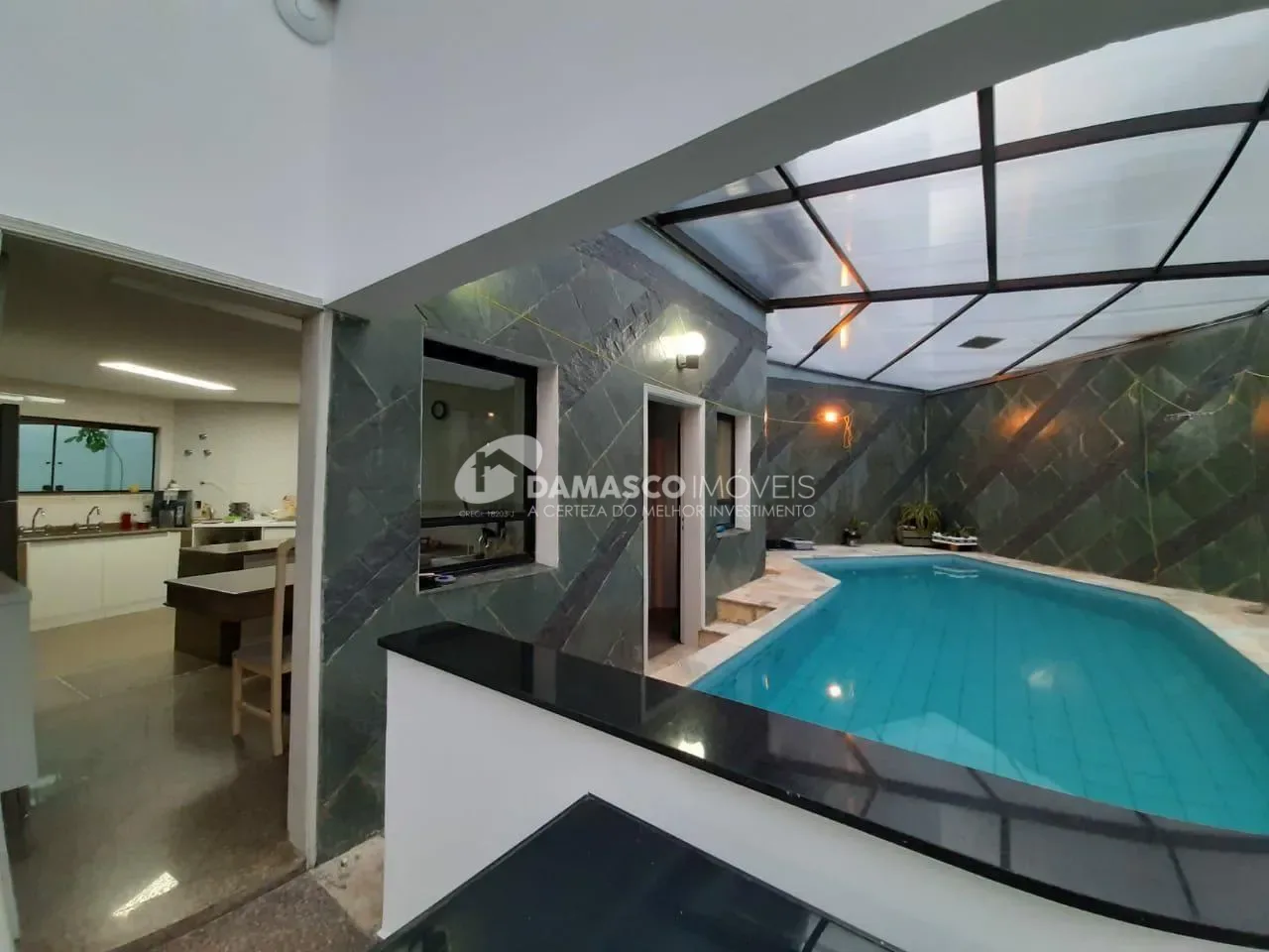 Sobrado para locação 4 Quartos, 4 Suites, 3 Vagas, 480M², Jardim São Caetano, São Caetano do Sul - SP