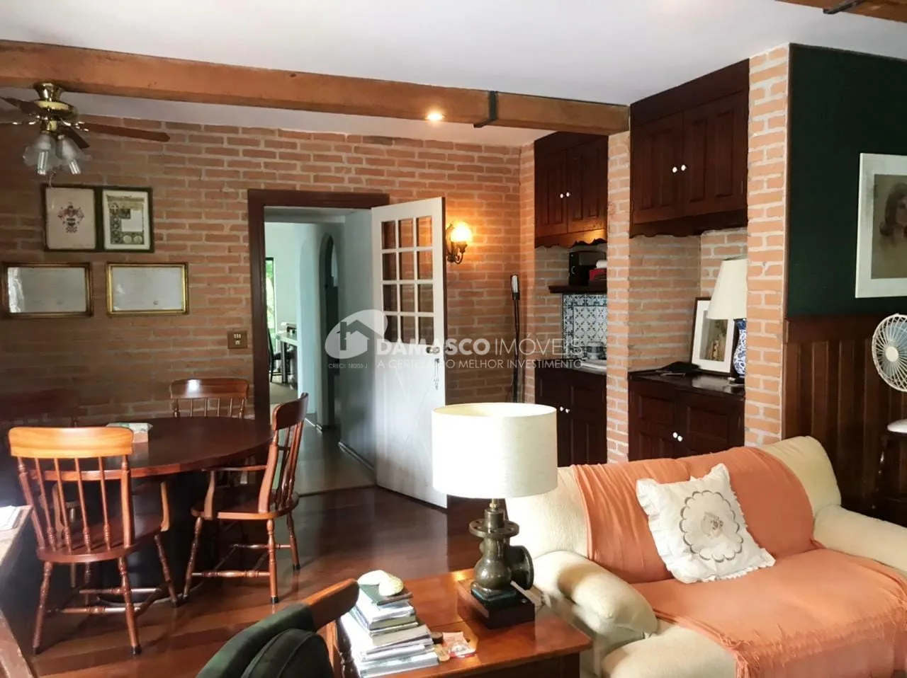 Sobrado à venda 3 Quartos, 2 Suites, 4 Vagas, 304M², Jardim São Caetano, São Caetano do Sul - SP