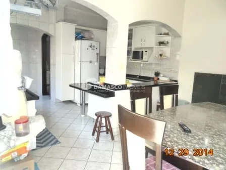 Casa à venda 3 Quartos, 1 Suite, 4 Vagas, Vila Metalúrgica, Santo André - SP