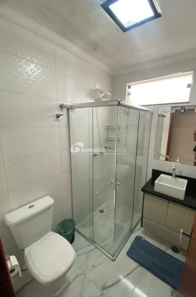 Sobrado para Locação 3 Quartos, 1 Suite, 2 Vagas, Jardim, Santo André - SP