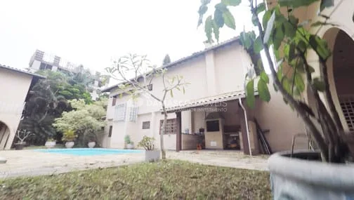 Casa à venda 4 Quartos, 3 Suites, 5 Vagas, 640M², Santa Maria, São Caetano do Sul - SP