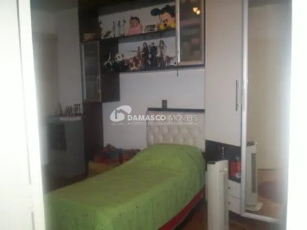 Sobrado à venda 3 Quartos, 1 Suite, 2 Vagas, 130M², Santa Paula, São Caetano do Sul - SP