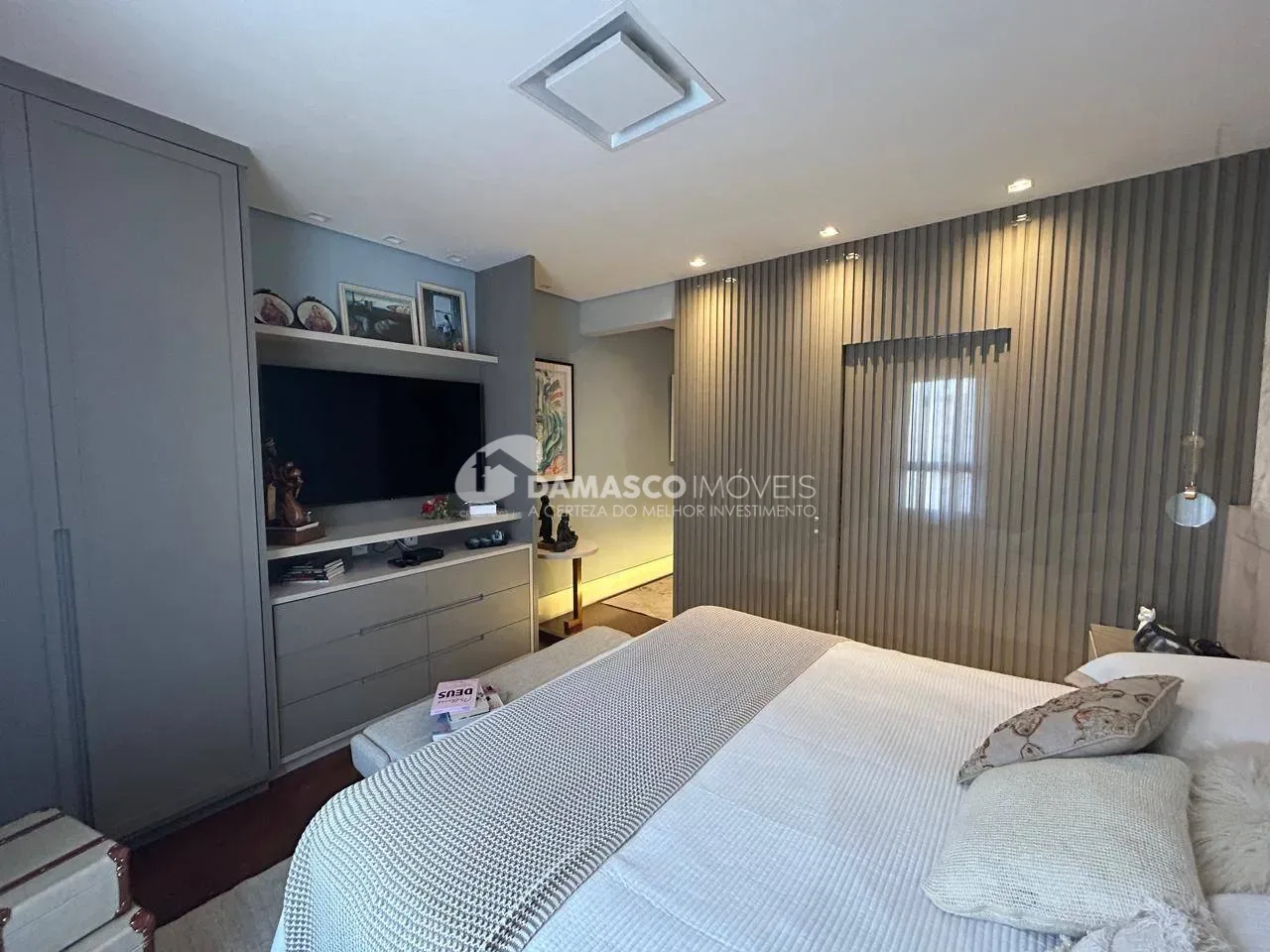 Apartamento de Alto Padrão à Venda no Santo Antônio, São Caetano do Sul | 238 m² | 4 Dormitórios | 2 Suítes