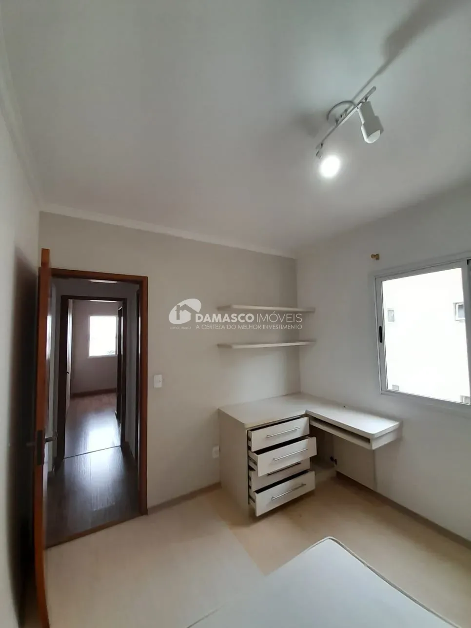 Apartamento para locação com 69 m² a 600 m do Parque Linear e a 60 m da Avenida Presidente Kennedy, Boa Vista, São Caetano do Sul, SP
