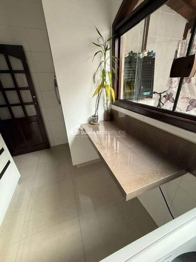 Sobrado à venda 3 Quartos, 1 Suite, 2 Vagas, 204M², Sítio da Figueira, São Paulo - SP