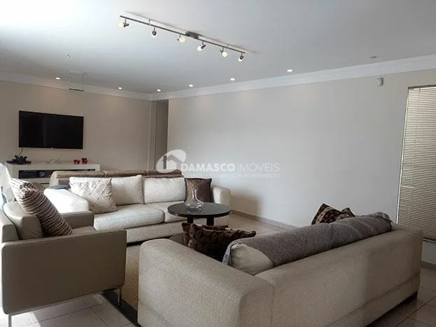 Casa à venda 4 Quartos, 4 Suites, 9 Vagas, 450M², Santa Paula, São Caetano do Sul - SP