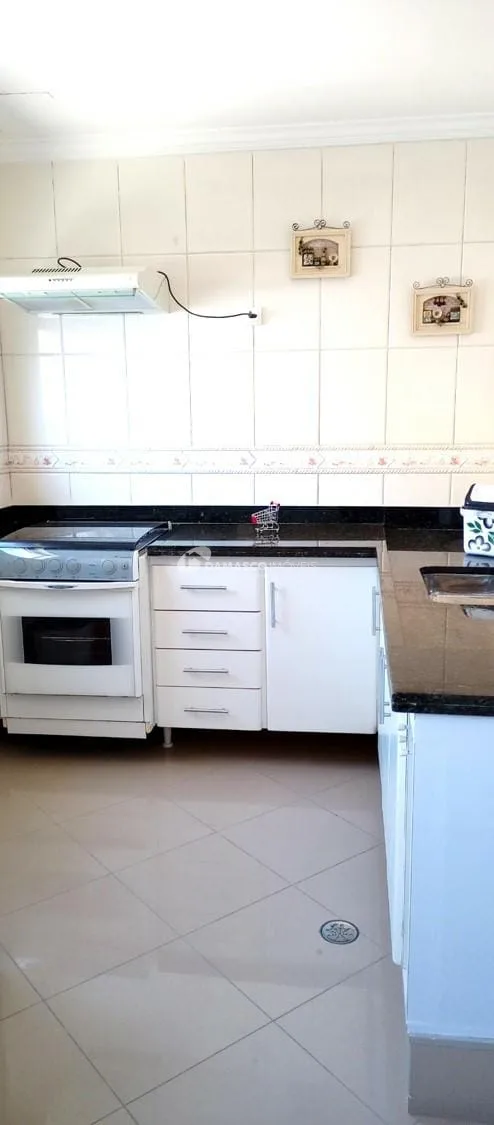 Sobrado à venda 3 Quartos, 3 Suites, 2 Vagas, 282M², Jardim Stella, Santo André - SP