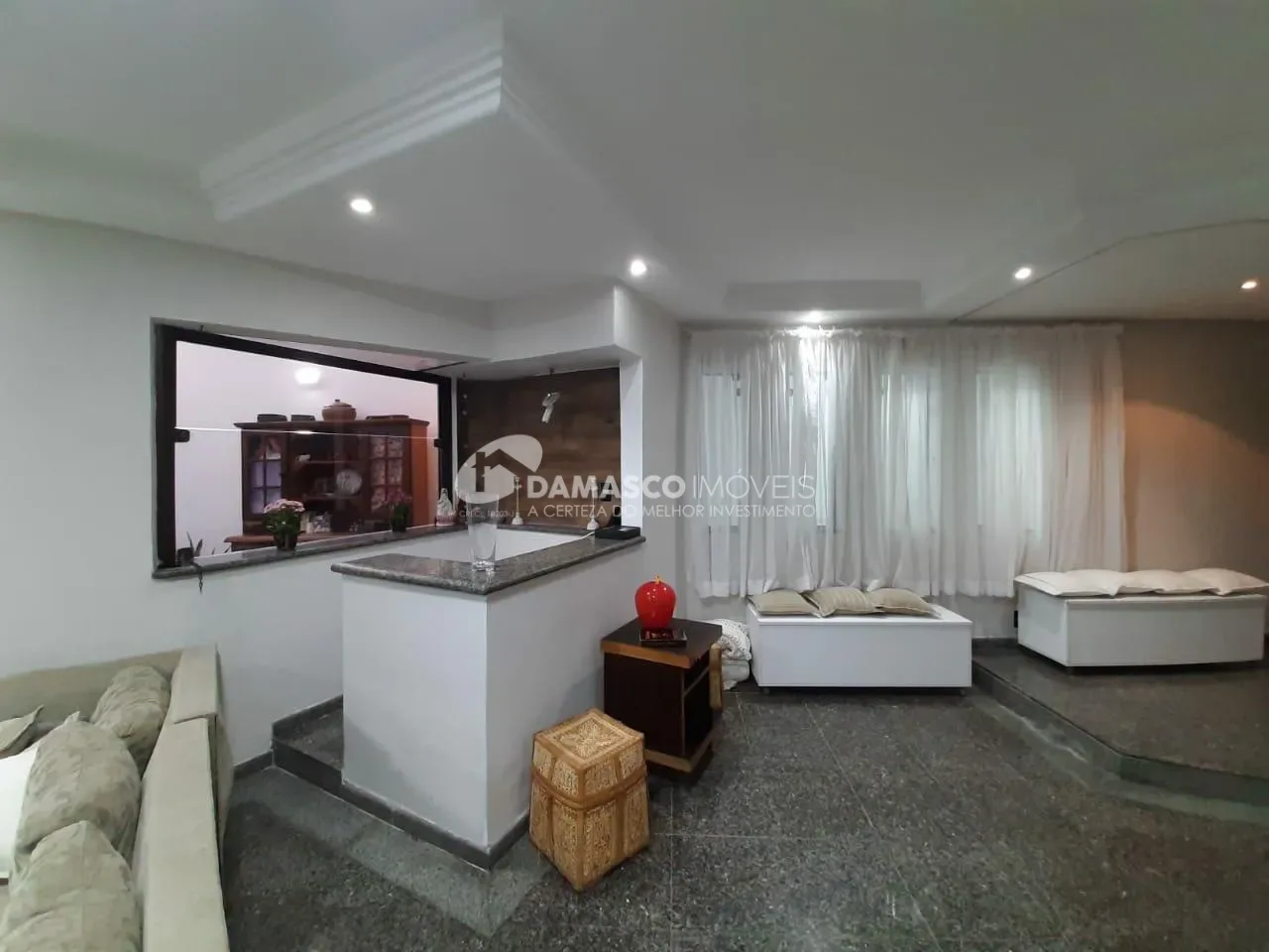 Sobrado para locação 4 Quartos, 4 Suites, 3 Vagas, 480M², Jardim São Caetano, São Caetano do Sul - SP