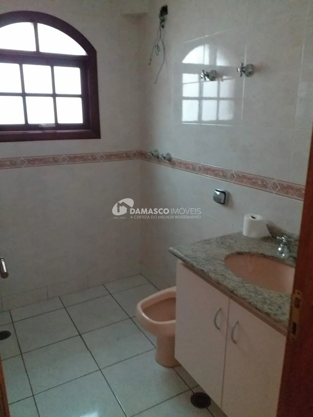 Sobrado à venda 3 Quartos, 1 Suite, 4 Vagas, 250M², Olímpico, São Caetano do Sul - SP