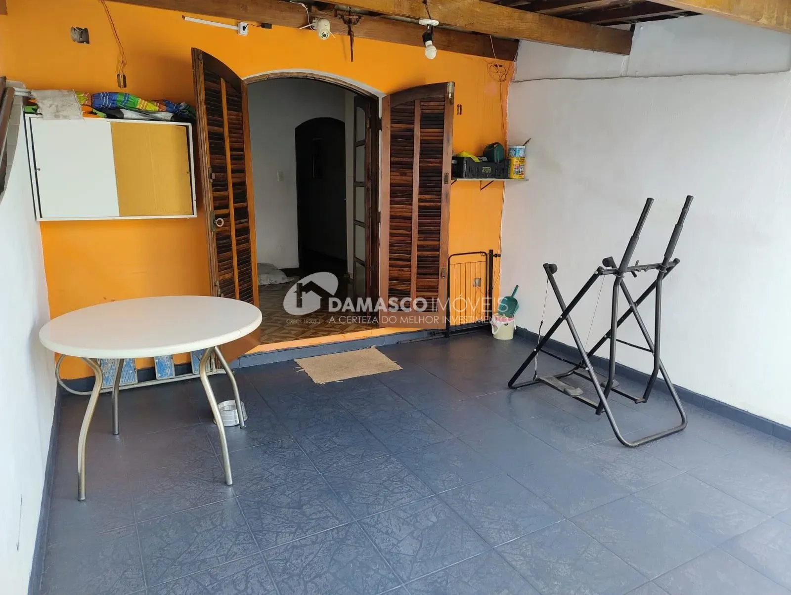 SOBRADO BAIRRO FUNDAÇÃO