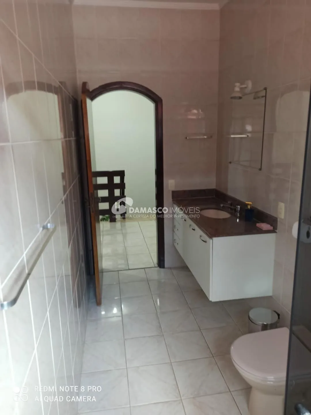Sobrado à venda 5 Quartos, 2 Suites, 4 Vagas, Jardim Virgínia, Guarujá - SP