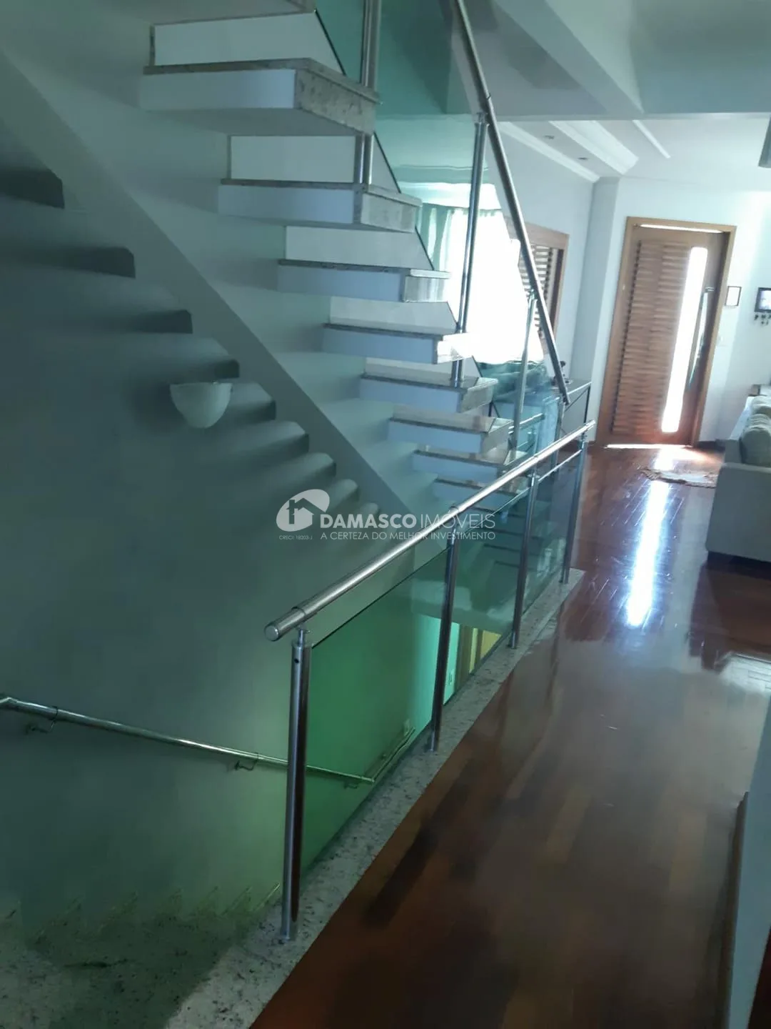 Sobrado à venda 4 Quartos, 4 Suites, 6 Vagas, 254M², Vila Floresta, Santo André - SP