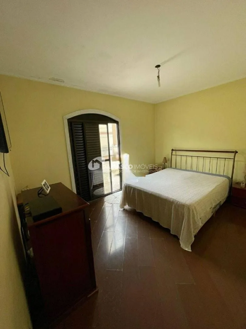 Sobrado à venda 3 Quartos, 1 Suite, 2 Vagas, 250M², Vila Alpina, São Paulo - SP