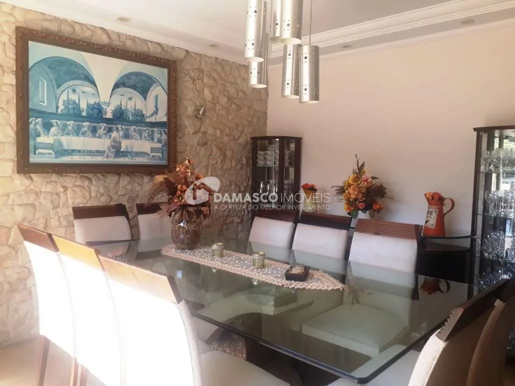 Sobrado à venda,  3 Quartos, 1 Suite, 3 Vagas, 240M² - Olímpico, São Caetano do Sul - SP