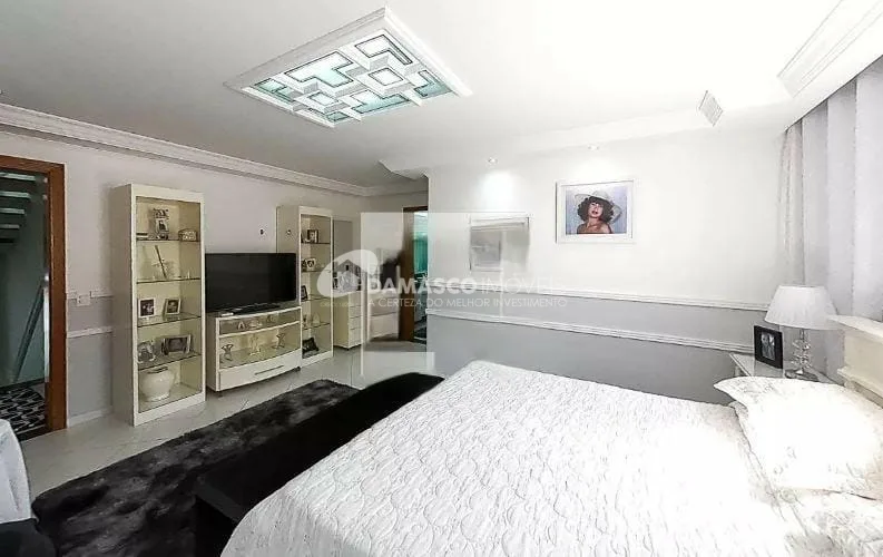 Sobrado à venda 5 Quartos, 5 Suites, 4 Vagas, 405M², Jardim São Caetano, São Caetano do Sul - SP