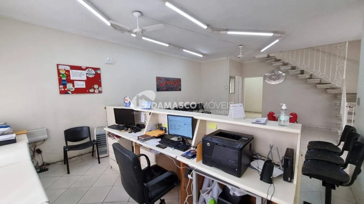 Sobrado à venda, 3 dorm (1suíte), 6 vagas, Olímpico