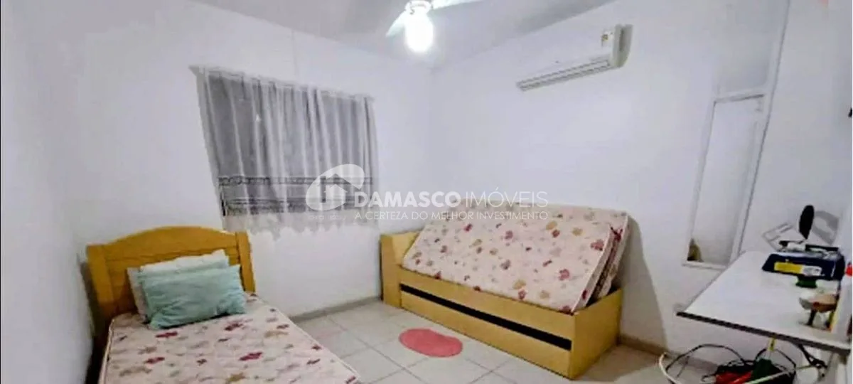 Casa com 2 quartos - Bertioga