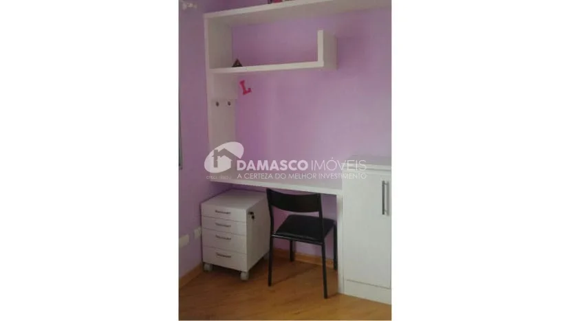 Sobrado à venda 3 Quartos, 1 Suite, 5 Vagas, 226M², Santa Maria, Santo André - SP