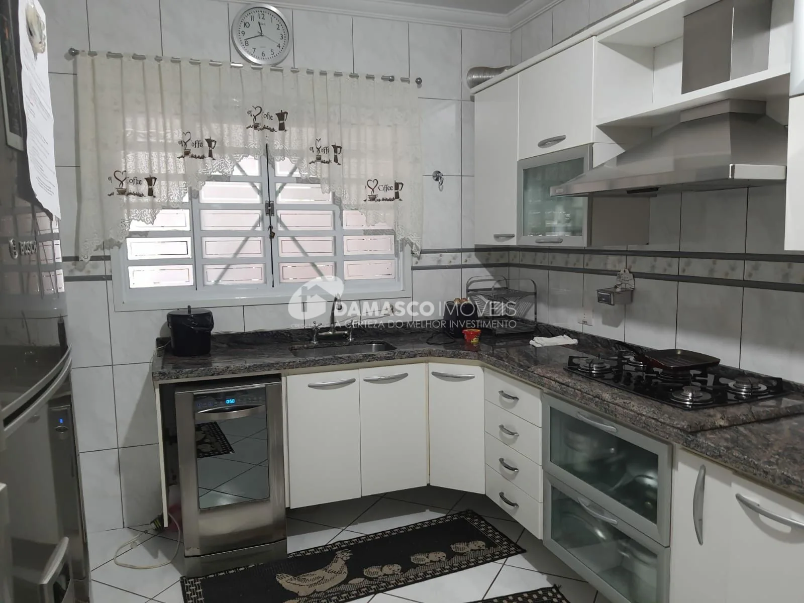 Sobrado à venda 3 Quartos, 3 Suites, 360M², Parque Jaçatuba, Santo André - SP