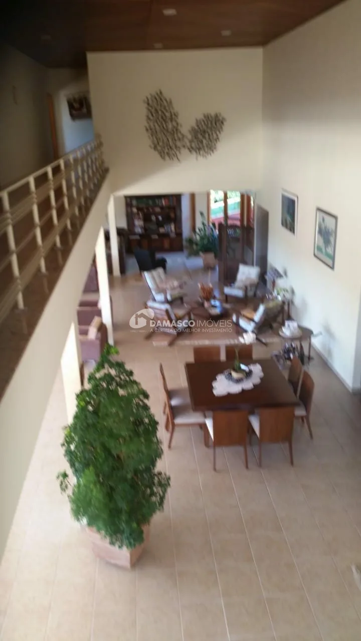 Sobrado à venda 5 Quartos, 5 Suites, 12 Vagas, 750M², Não informado, Piracicaba - SP