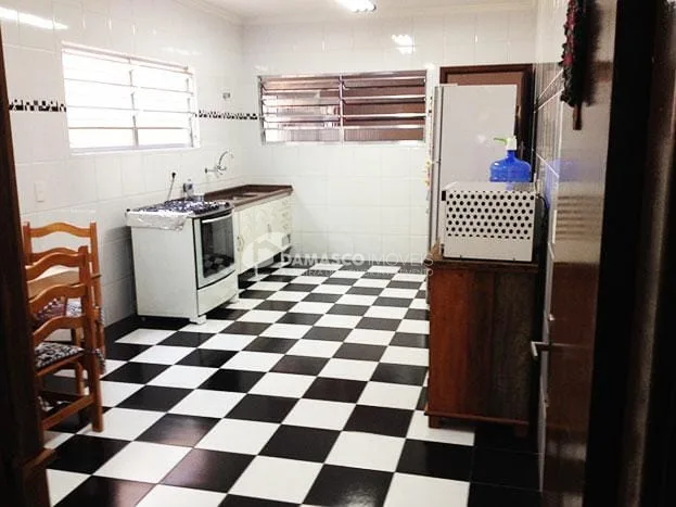 Sobrado à venda 3 Quartos, 1 Suite, 2 Vagas, Santa Terezinha, São Bernardo do Campo - SP
