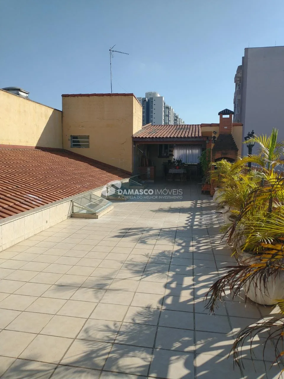 Casa à venda 3 Quartos, 1 Suite, 8 Vagas, 380M², Cerâmica, São Caetano do Sul - SP