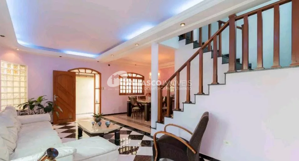 Sobrado à venda 3 Quartos, 1 Suite, 3 Vagas, 253M², Vila Alpina, São Paulo - SP