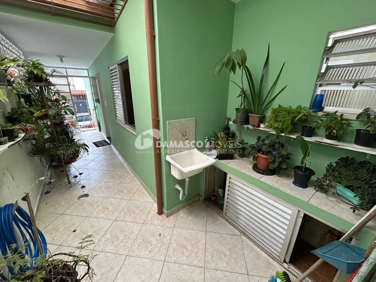 Casa padrão com 108 m² de área útil à Venda, com fácil acesso à via Anchieta,  na Vila Vermelha, São Paulo, SP