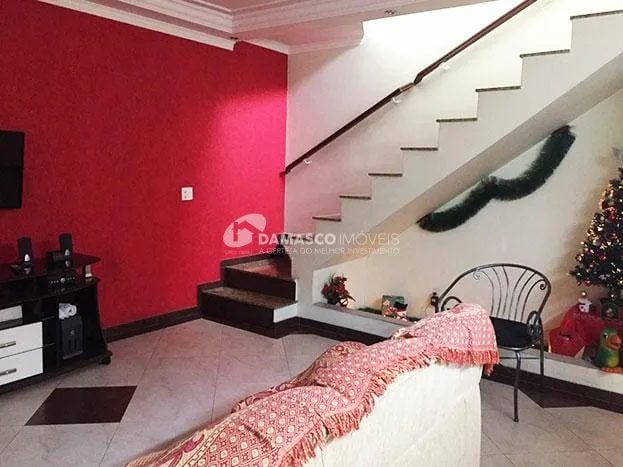 Sobrado à venda 3 Quartos, 3 Suites, 2 Vagas, 325M², Olímpico, São Caetano do Sul - SP