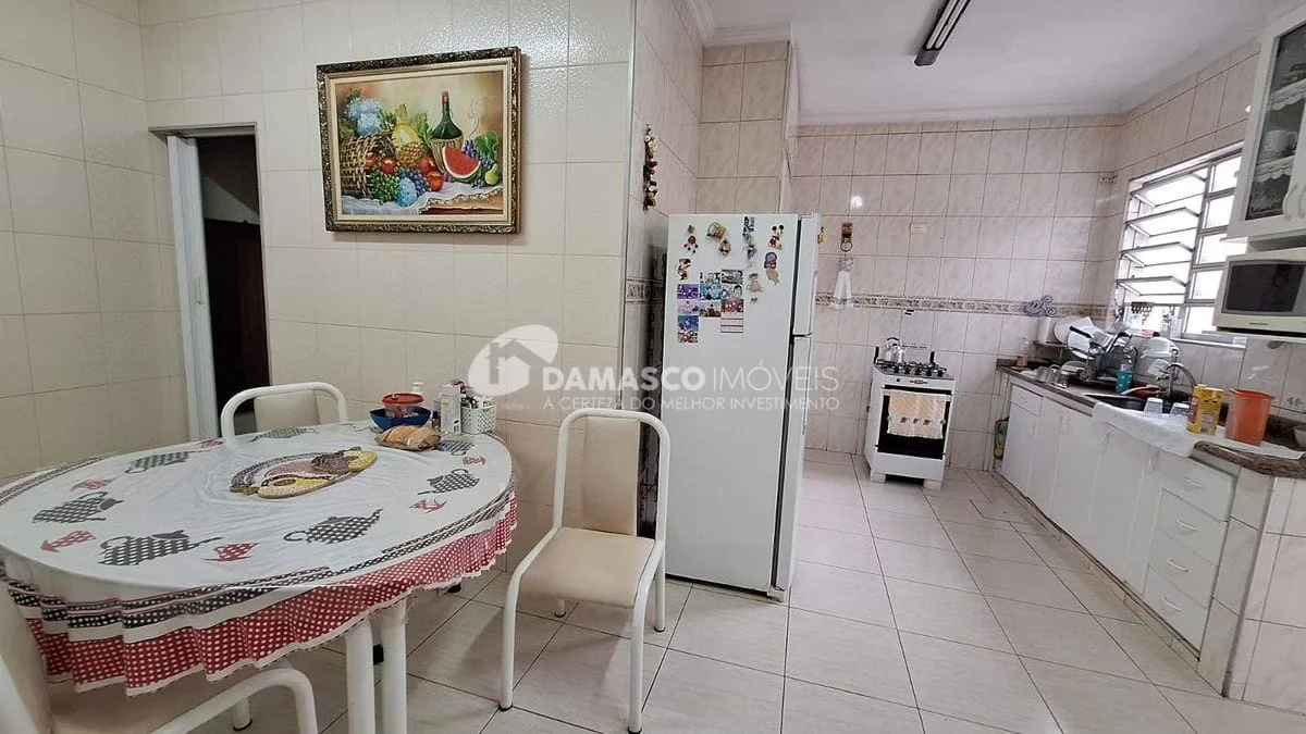 IMÓVEL TÉRREO NO BAIRRO SANTA PAULA COM DUAS CASAS E SALÃO COML