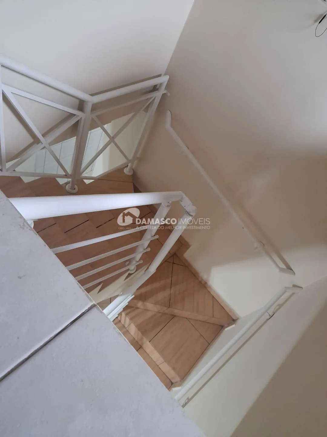 Sobrado à venda 3 Quartos, 1 Suite, 2 Vagas, 149M², Vila Sacadura Cabral, Santo André - SP