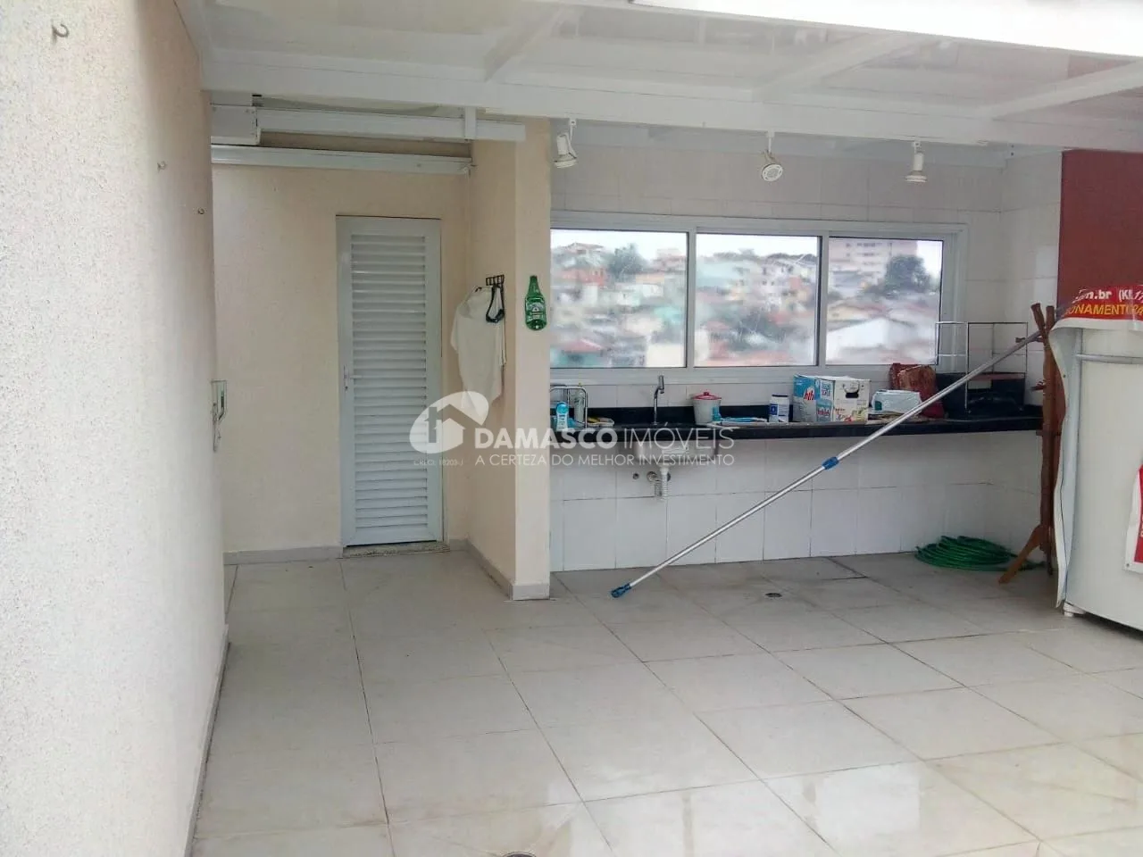 Sobrado à venda 3 Quartos, 3 Suites, 6 Vagas, 390M², Santa Maria, São Caetano do Sul - SP