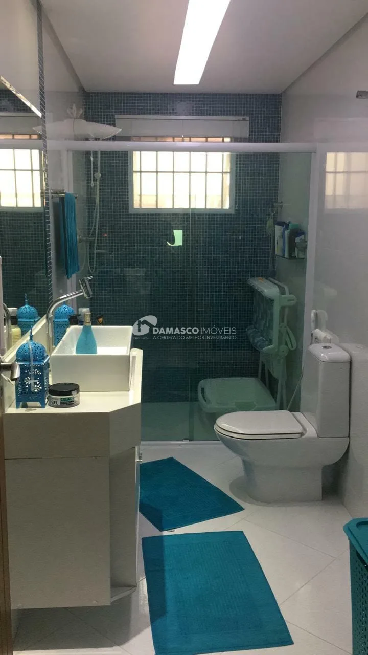 Casa à venda 2 Quartos, 3 Vagas, 180M², Parque das Nações, Santo André - SP