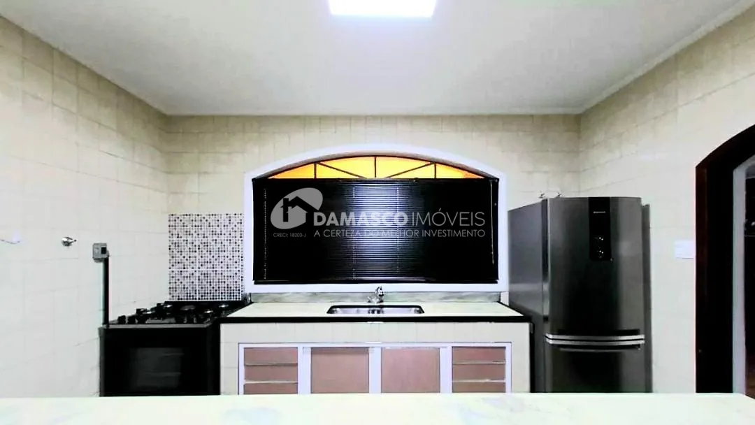 Sobrado à venda 2 Quartos, 1 Suite, 2 Vagas, 238M², Barcelona, São Caetano do Sul - SP