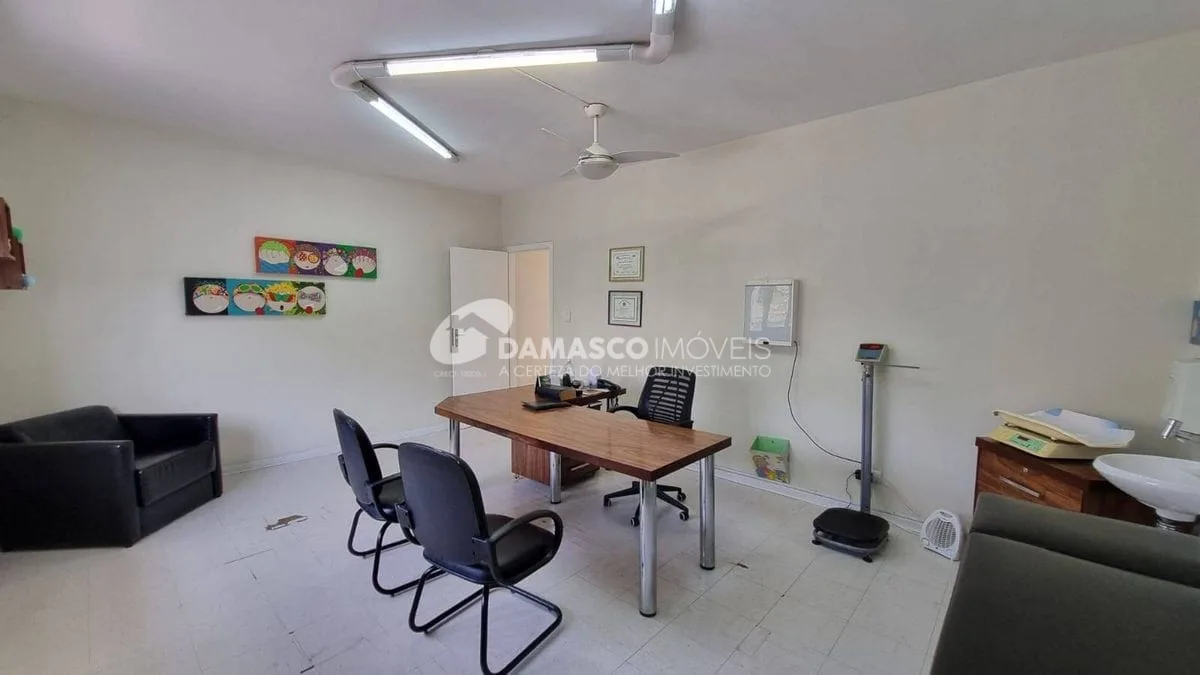 Sobrado à venda, 3 dorm (1suíte), 6 vagas, Olímpico