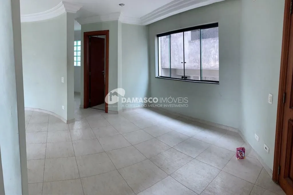 Sobrado à venda 3 Quartos, 1 Suite, 5 Vagas, Jardim São Caetano, São Caetano do Sul - SP