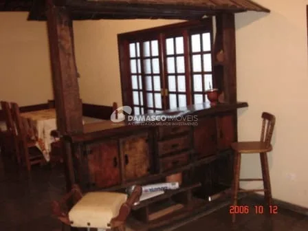 Sobrado à venda 3 Quartos, 1 Suíte, 4 Vagas, 270M², Nova Petrópolis, São Bernardo do Campo - SP