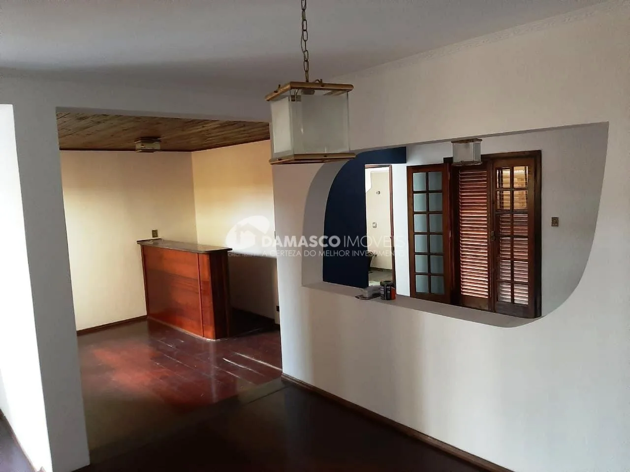Sobrado à venda 4 Quartos, 2 Suites, 6 Vagas, 462M², Santa Teresinha, Santo André - SP