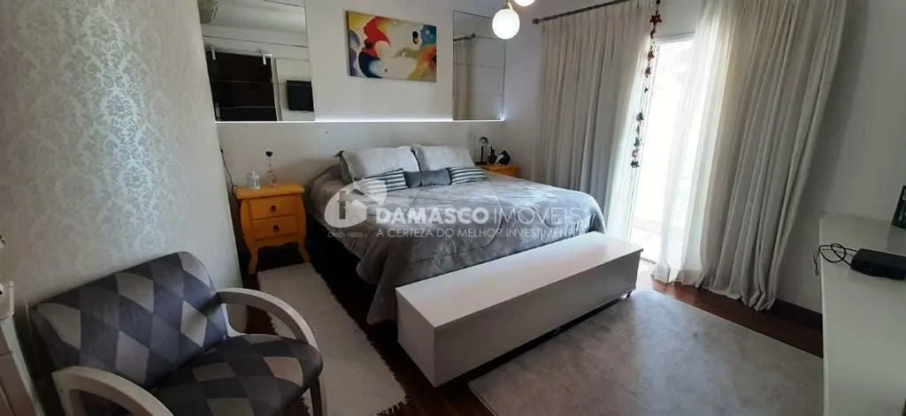 Sobrado à venda 3 Quartos, 3 Suites, 280M², Vila Valparaíso, Santo André - SP
