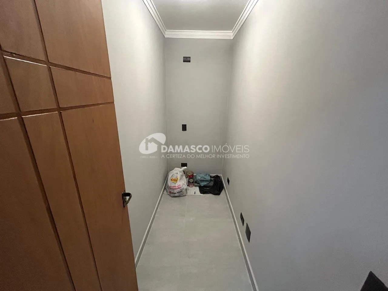 Casa Térrea Reformada à Venda na Nova Gerty, São Caetano do Sul | 2 Dormitórios | 2 Vagas